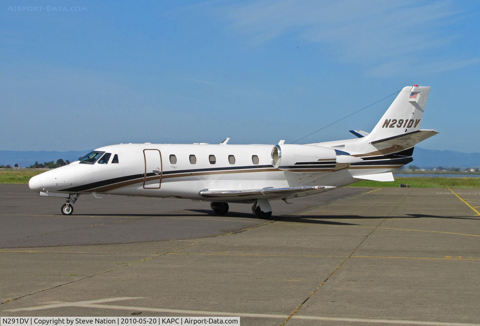 N291DV, 2001 Cessna 560XL C/N 560-5146, 2001 Cessna 560XL arriving KAPC from KSNA