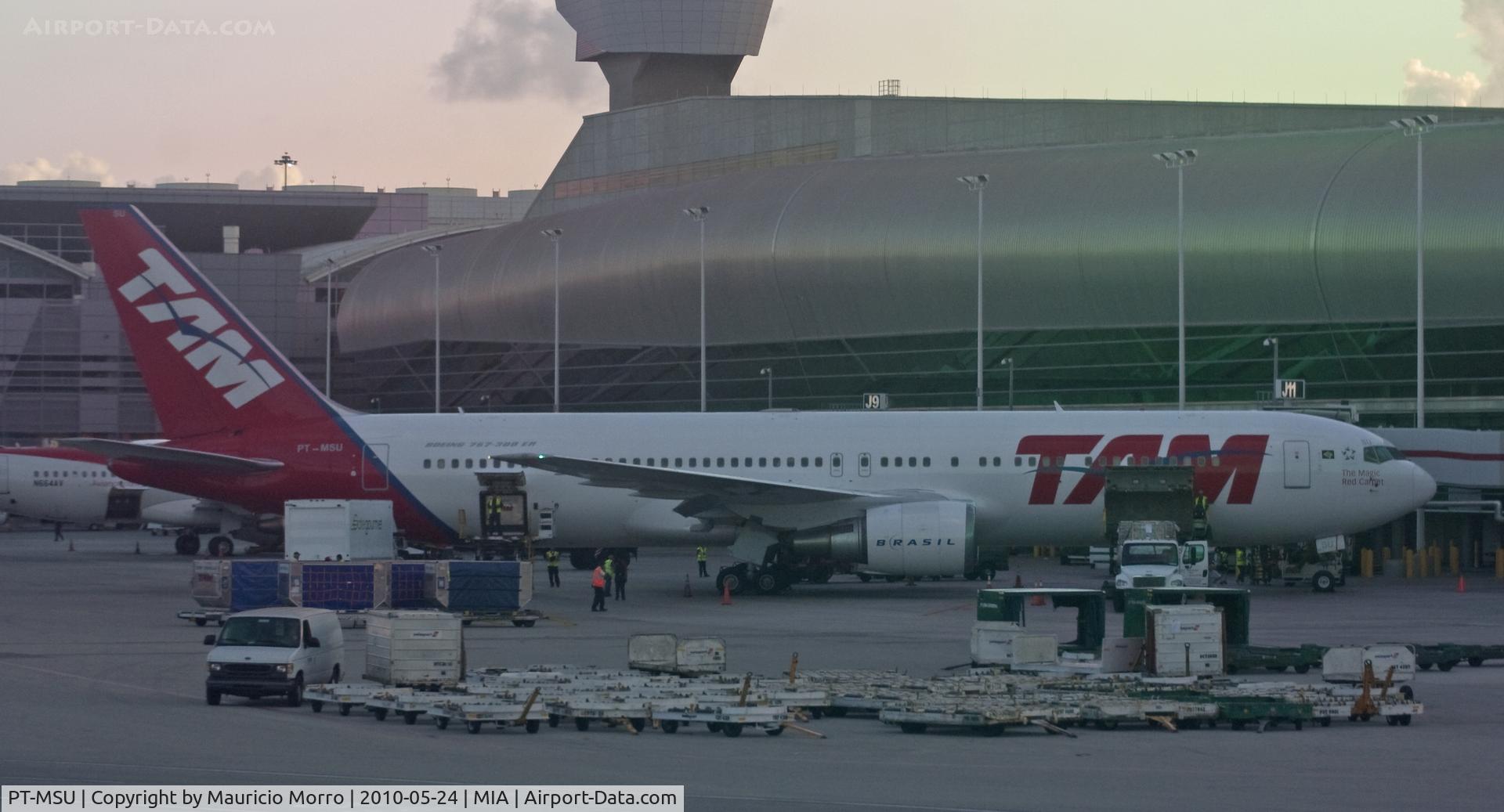 PT-MSU, 1994 Boeing 767-33A/ER C/N 27376, Formerly PR-VAG from bankrupt VARIG