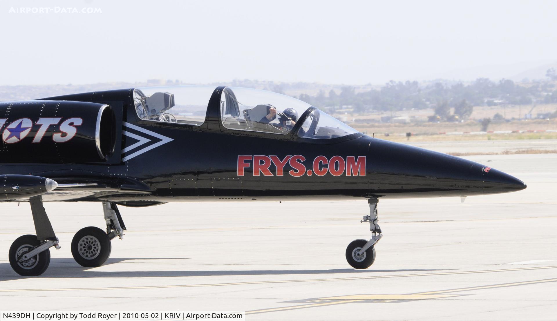 N439DH, 1976 Aero L-39C Albatros C/N 630707, March Field Airfest 2010