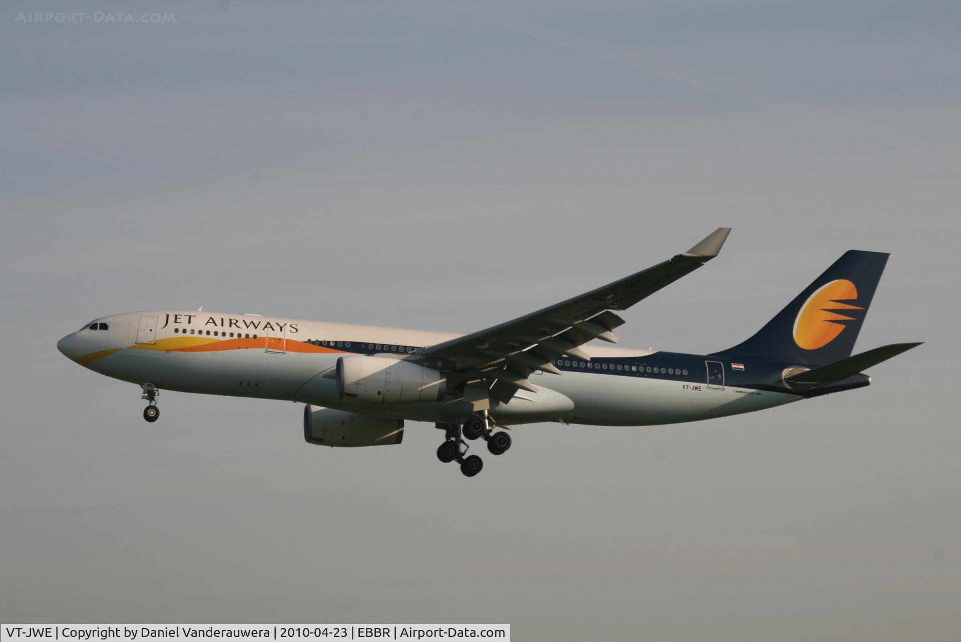 VT-JWE, 2006 Airbus A330-243 C/N 807, Arrival of flight 9W230 to RWY 25L