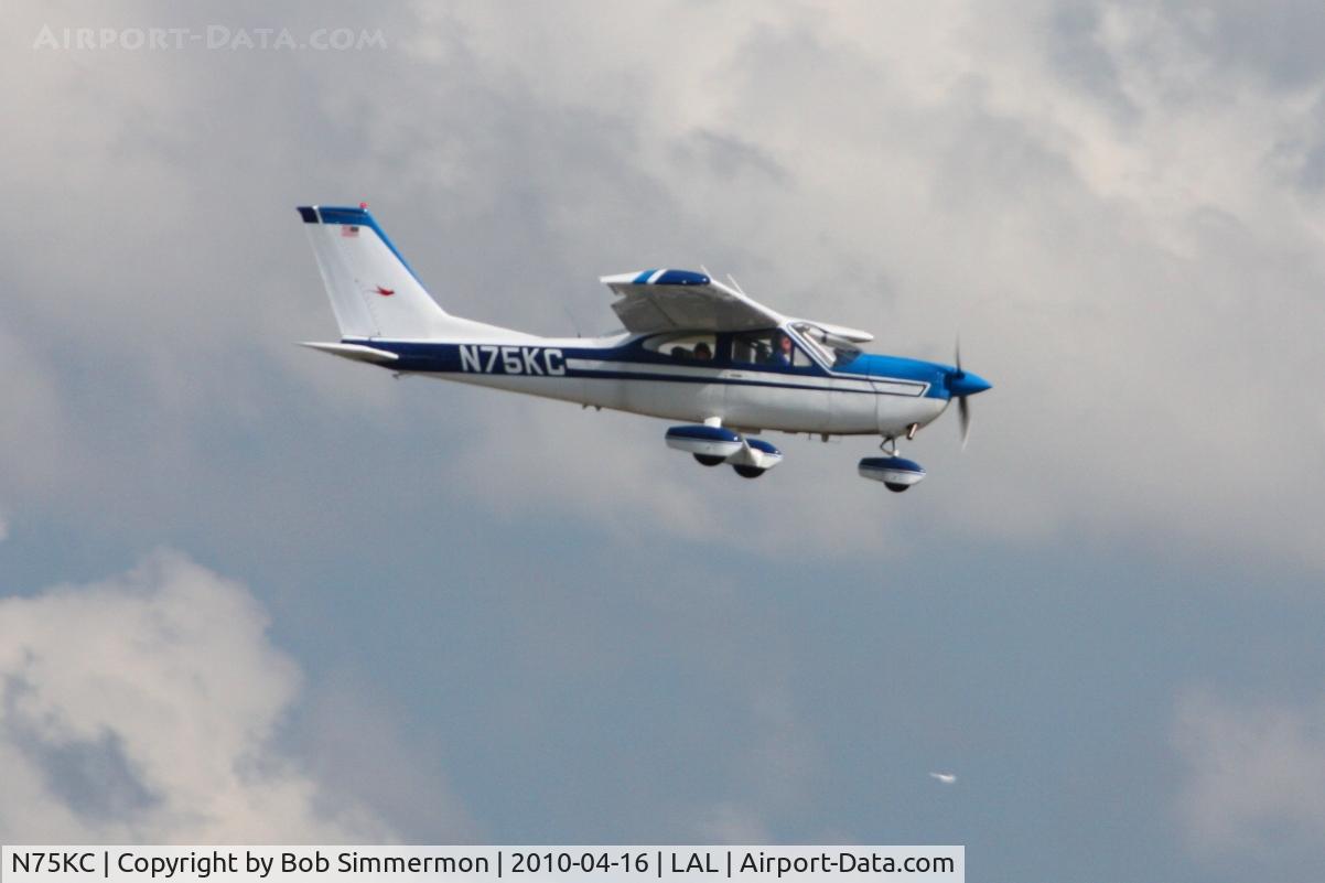 N75KC, 1974 Cessna 177B Cardinal C/N 17702194, Arriving at Lakeland, FL during Sun N Fun 2010.
