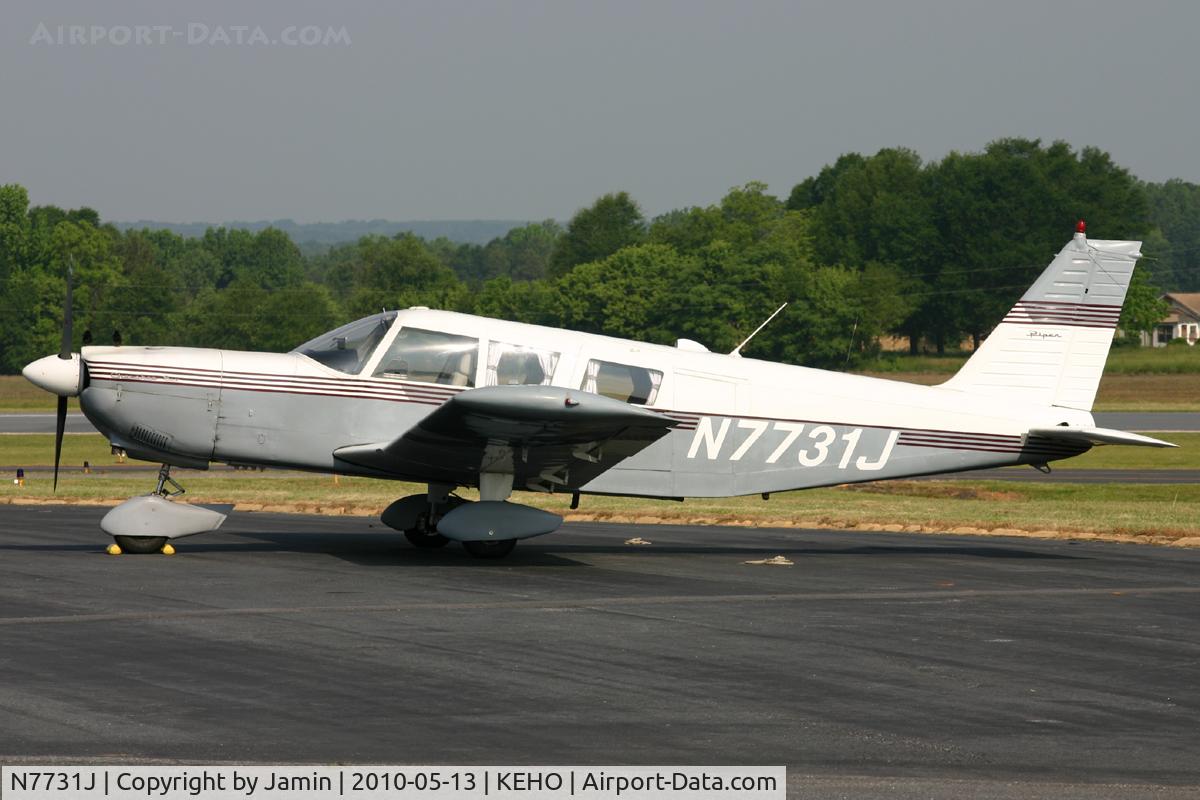 N7731J, 1969 Piper PA-32-260 Cherokee Six C/N 32-1134, On the nose you'll see two small reasons to put cowl plugs in your aircraft.