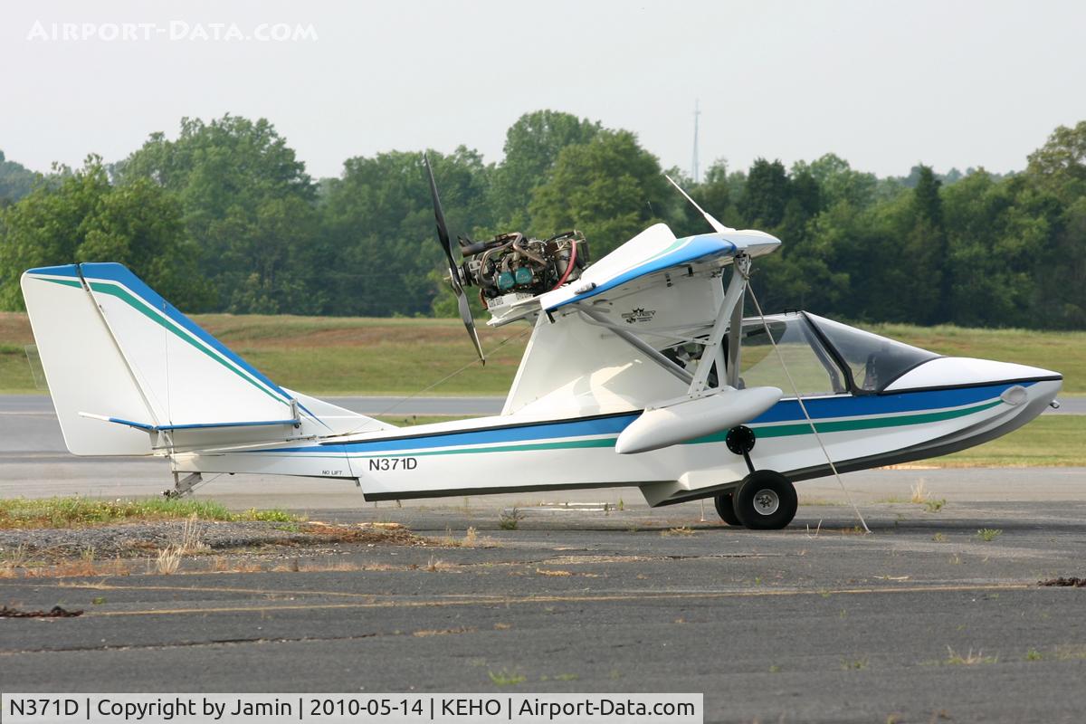 N371D, Progressive Aerodyne Searey C/N 1MK207, Looking a little awkward out of the water.
