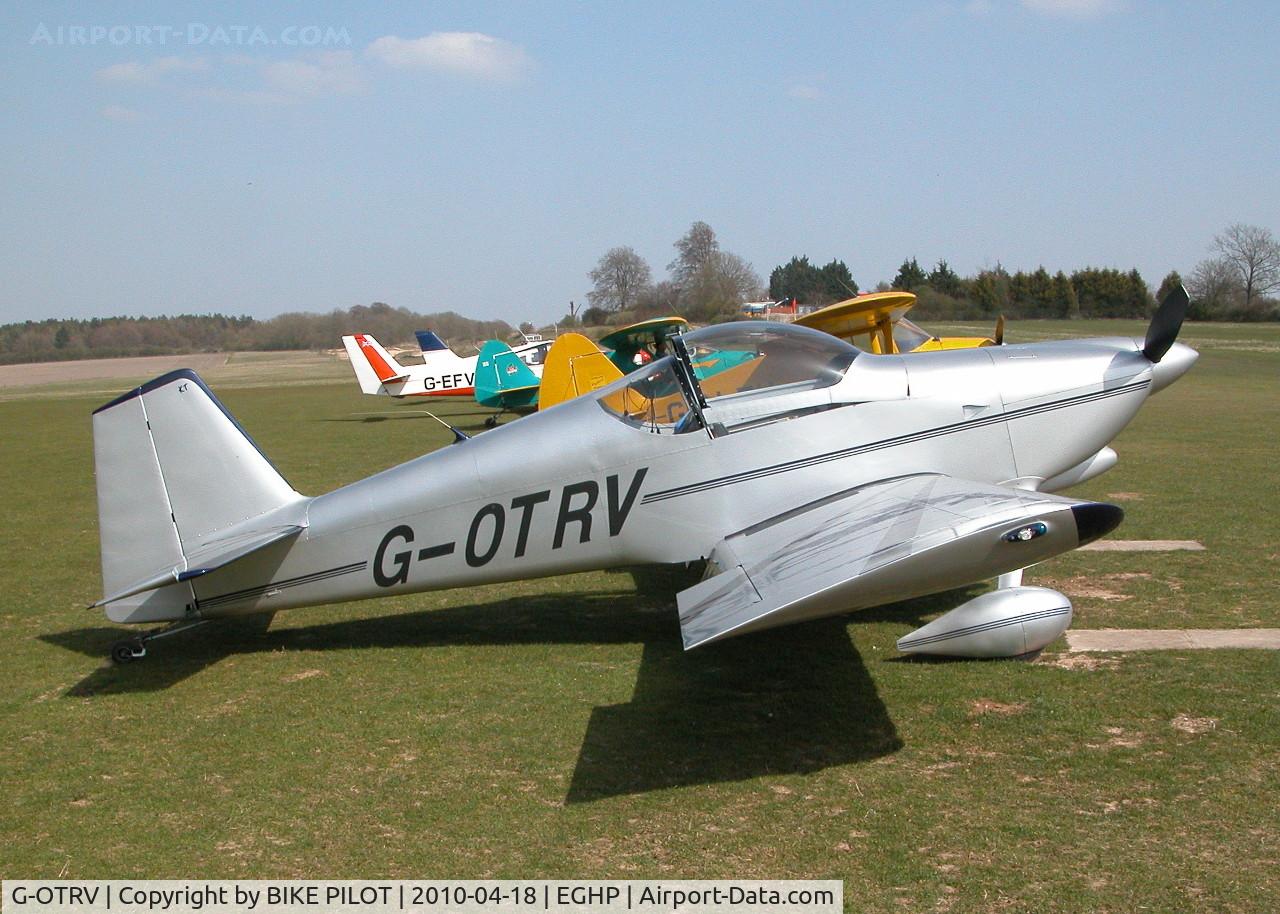 G-OTRV, 1999 Vans RV-6 C/N PFA 181-13302, SMART VANS IN THE SPRING SUN