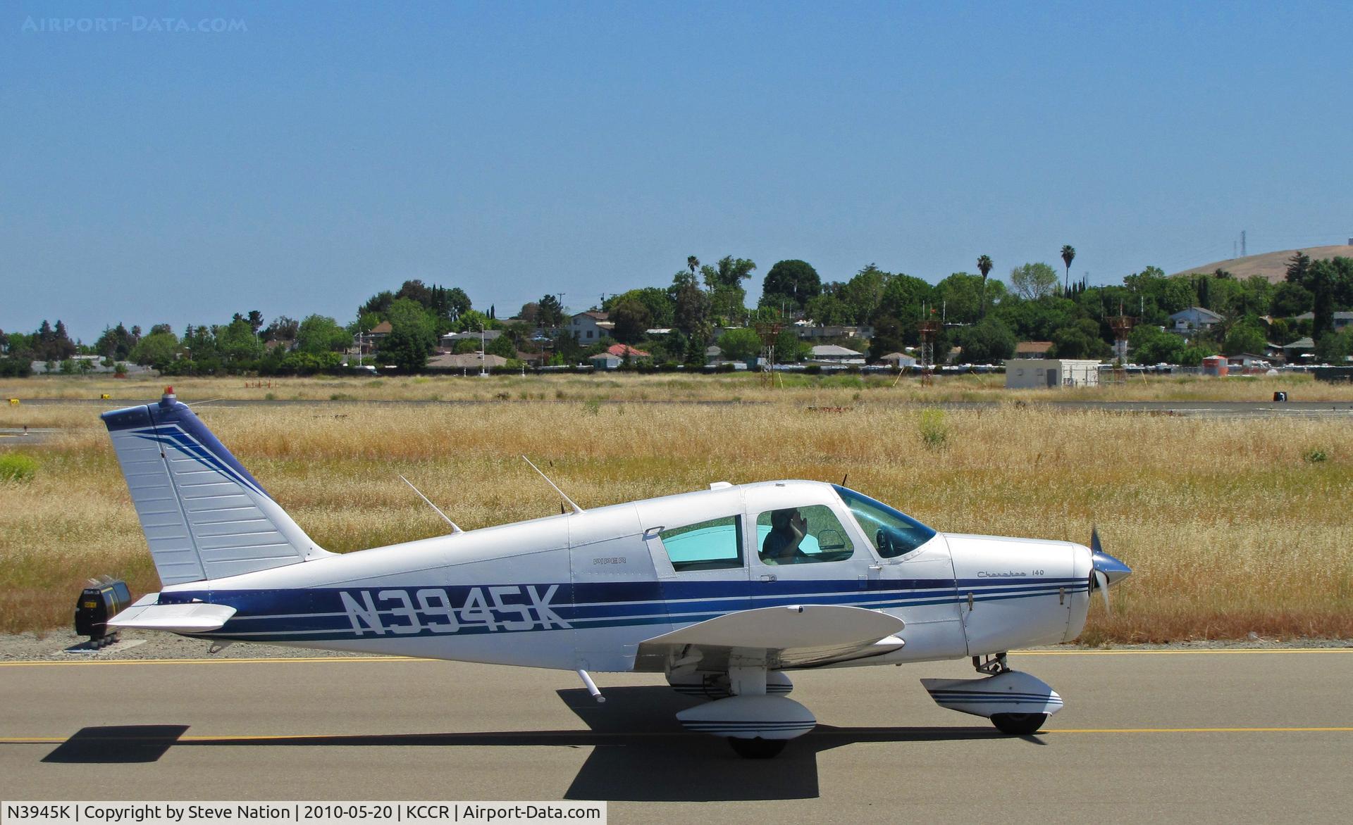 N3945K, 1967 Piper PA-28-140 C/N 28-23821, 