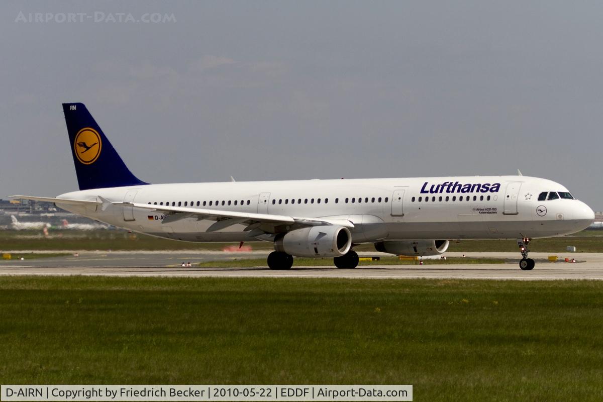 D-AIRN, 1995 Airbus A321-131 C/N 0560, departing via RW18W