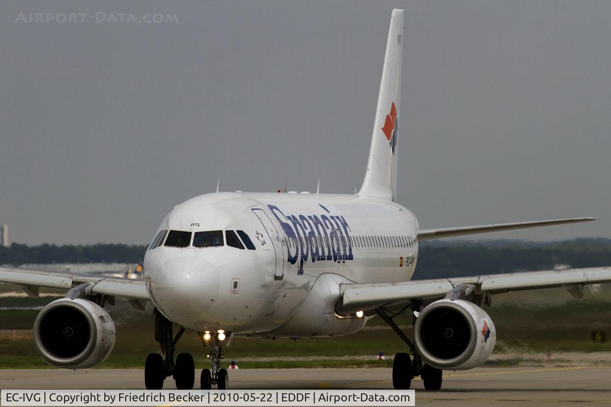 EC-IVG, 2004 Airbus A320-232 C/N 2168, holding point RW18W