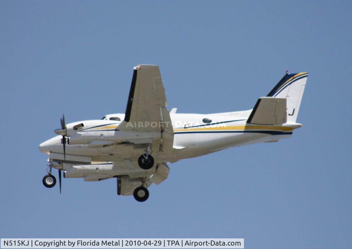 N515KJ, 1972 Beech C90 King Air C/N LJ-566, Beech C90