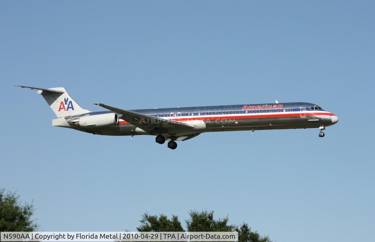 N590AA, 1991 McDonnell Douglas MD-83 (DC-9-83) C/N 53253, American MD-83