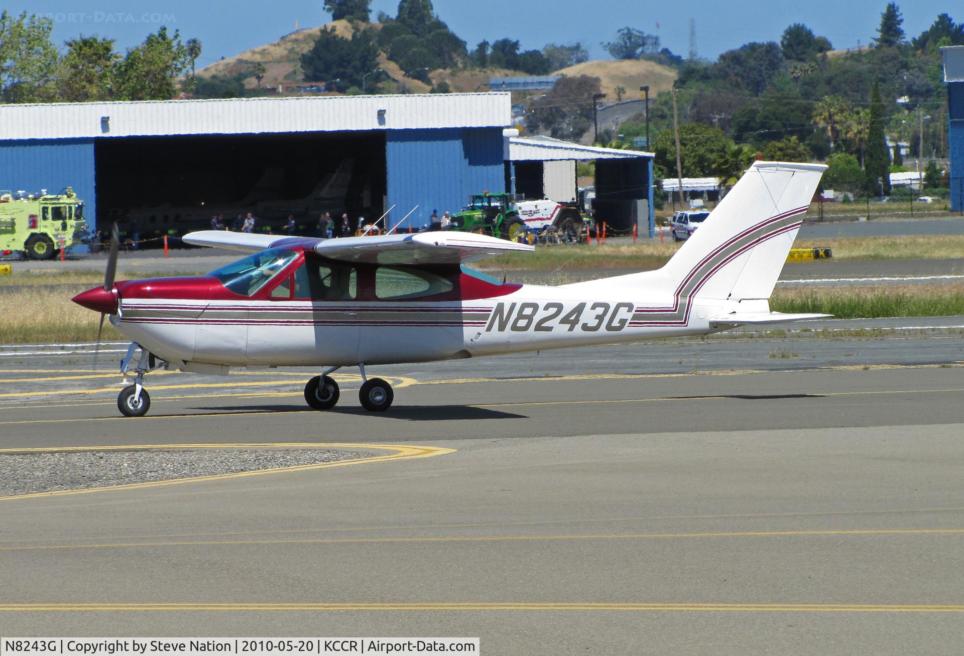 N8243G, 1971 Cessna 177RG Cardinal C/N 177RG0143, 1971 Cessna 177RG Cardinal taxying in at KCCR
