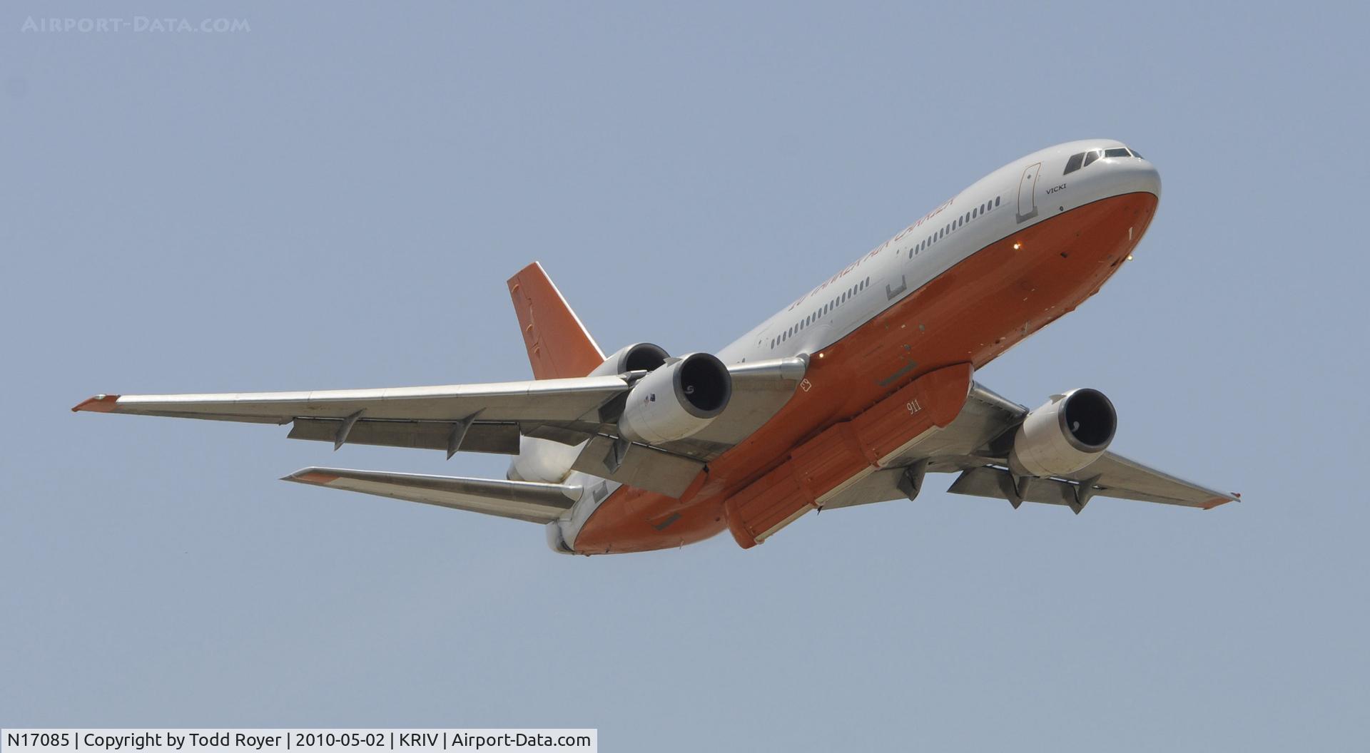 N17085, 1975 McDonnell Douglas DC-10-30 C/N 47957, March Field Airfest 2010