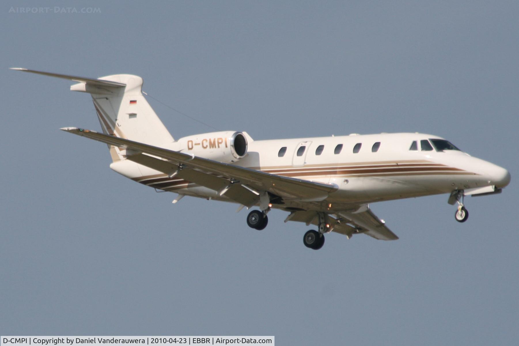 D-CMPI, 1995 Cessna 650 Citation VII C/N 650-7055, Arrival to RWY 02