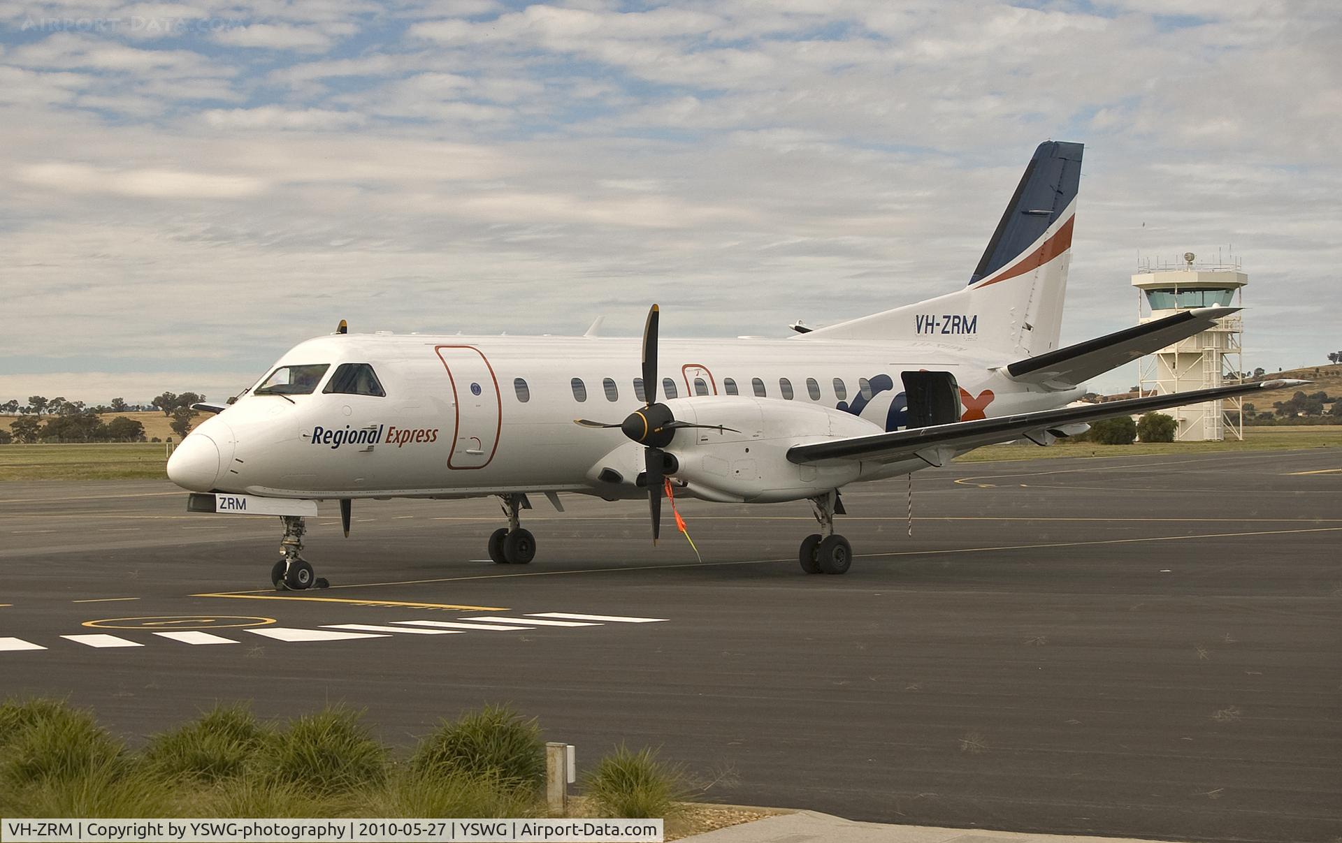 VH-ZRM, 1996 Saab 340B C/N 340B-400, Regional Express SAAB 340B (VH-ZRM) at YSWG.