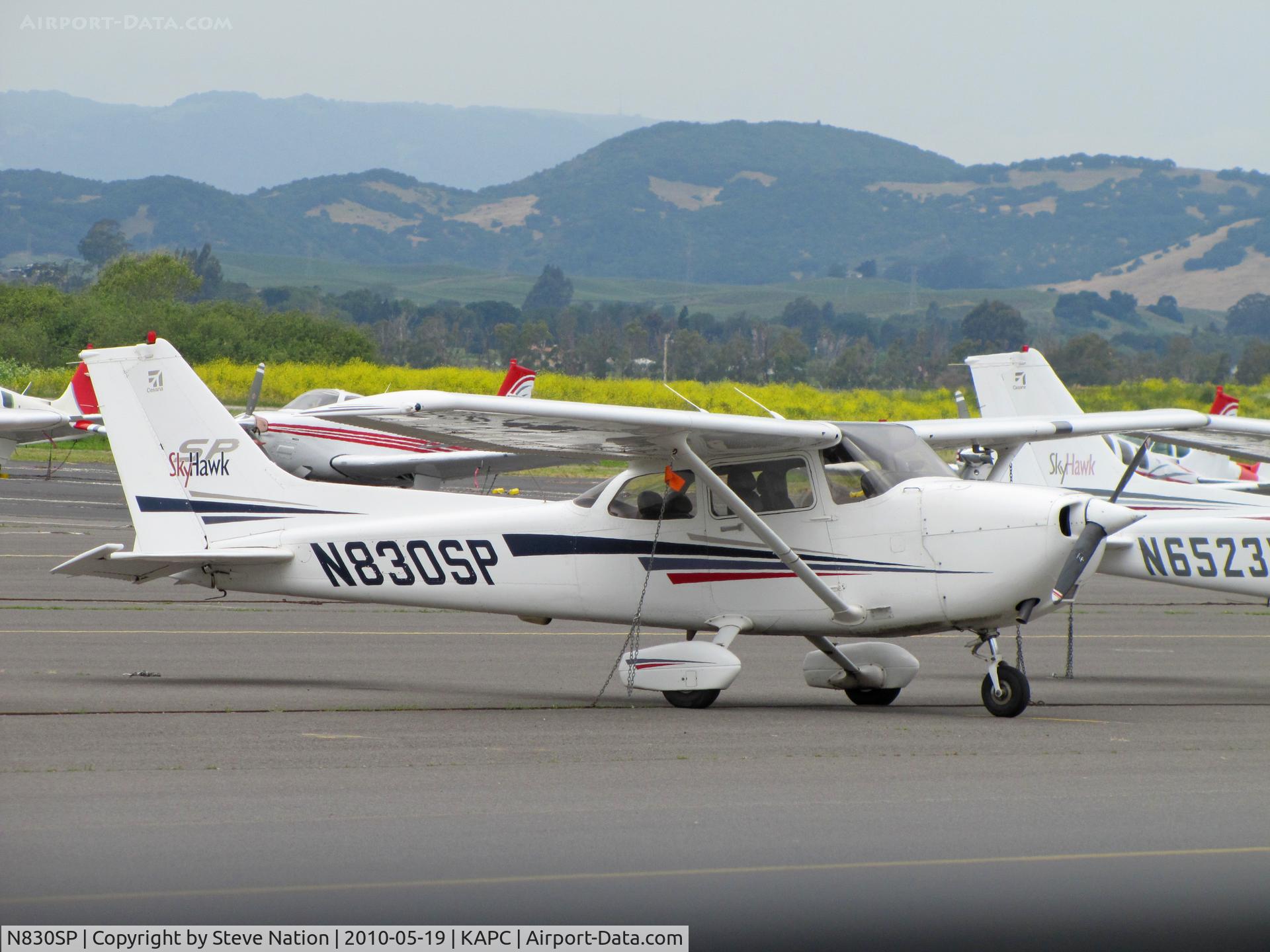 N830SP, 2001 Cessna 172S C/N 172S8745, 2001 Cessna 172S visiting KAPC (Napa) from Southern California