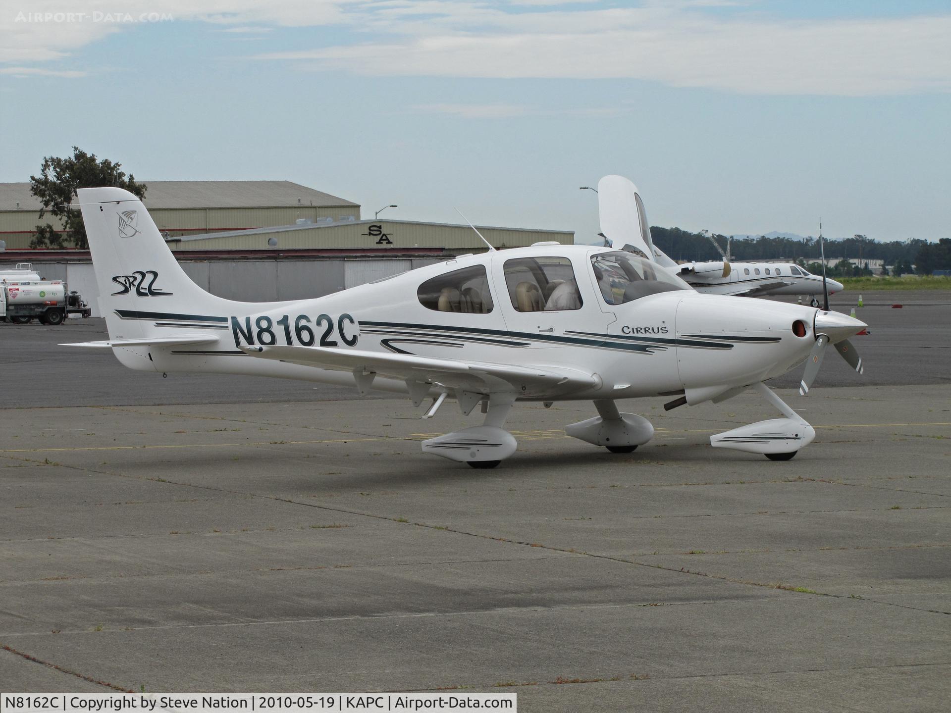 N8162C, 2003 Cirrus SR22 C/N 0645, 2003 Cirrus SR22 with pilot's door open