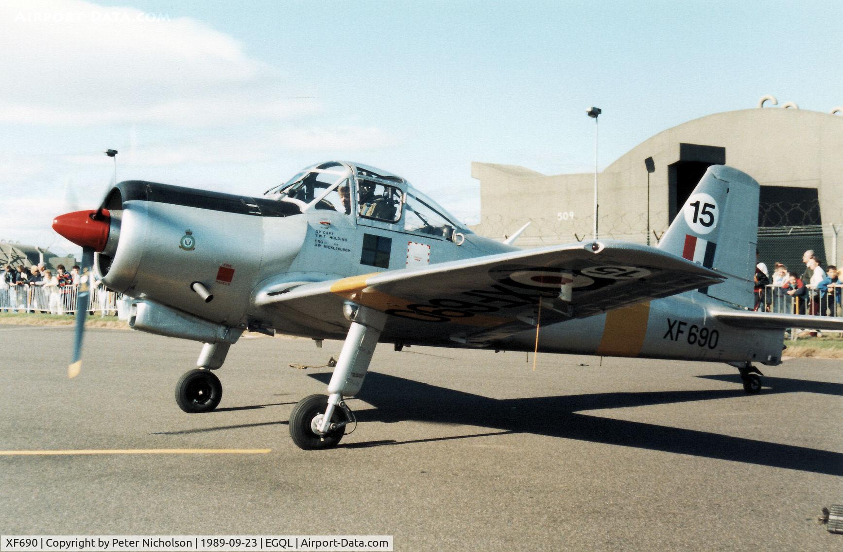 XF690, 1955 Percival P-56 Provost T.1 C/N PAC/F/335, Provost T.1 on display at the 1989 RAF Leuchars Airshow.