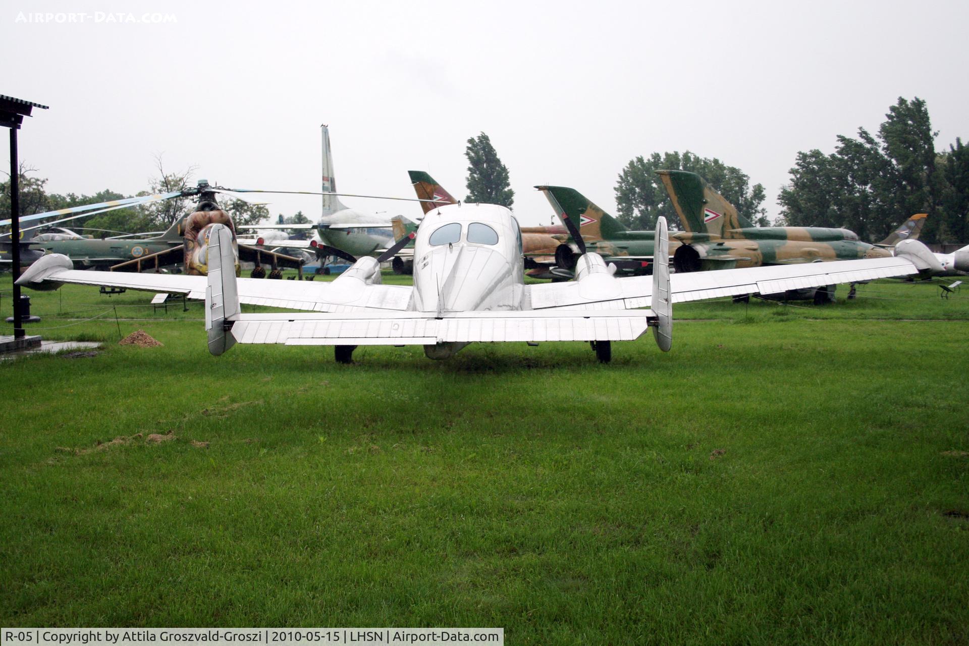 R-05, 1962 Let L-200D Morava C/N 171128, Szolnok Szandaszöllös Airplane Museum