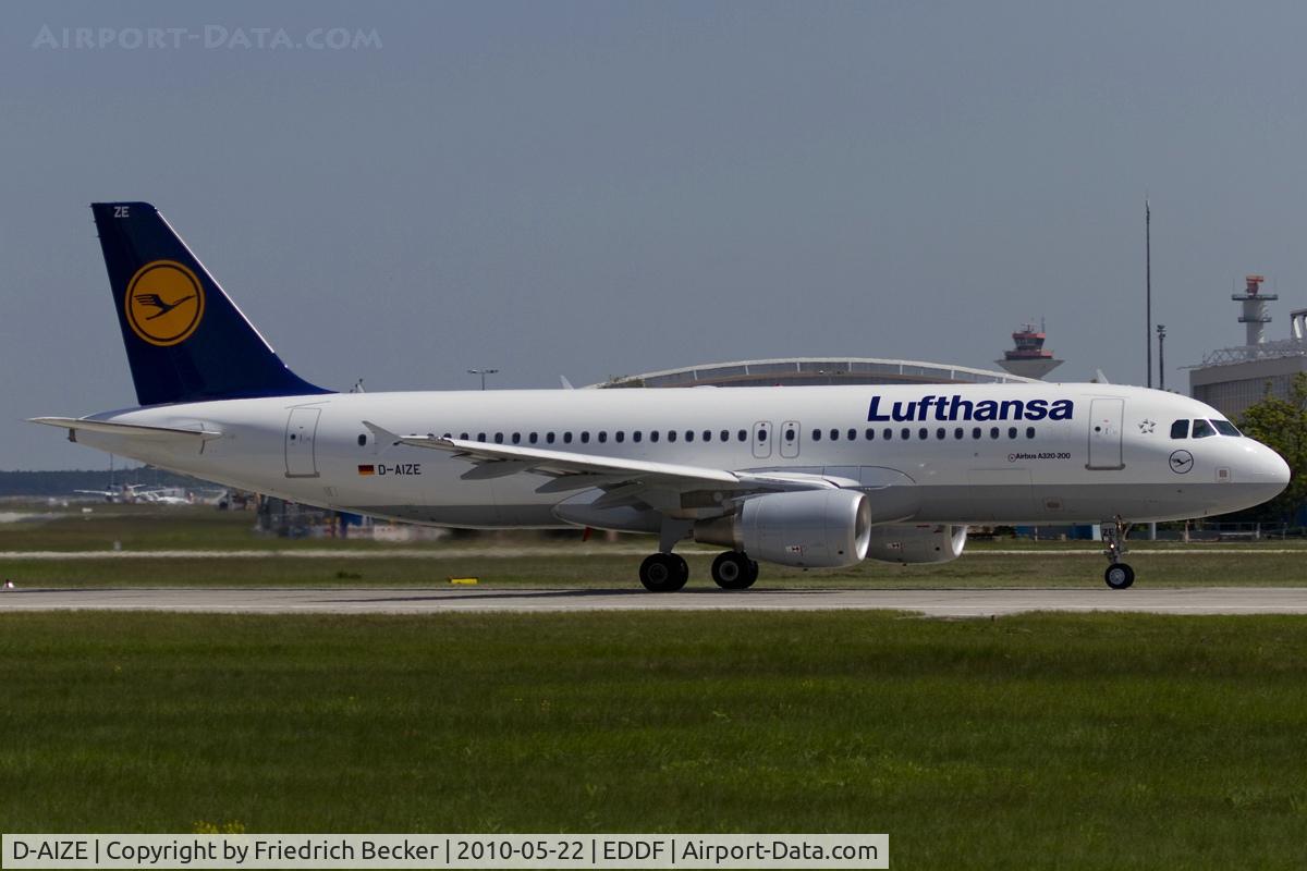 D-AIZE, 2010 Airbus A320-214 C/N 4261, departing via RW18W