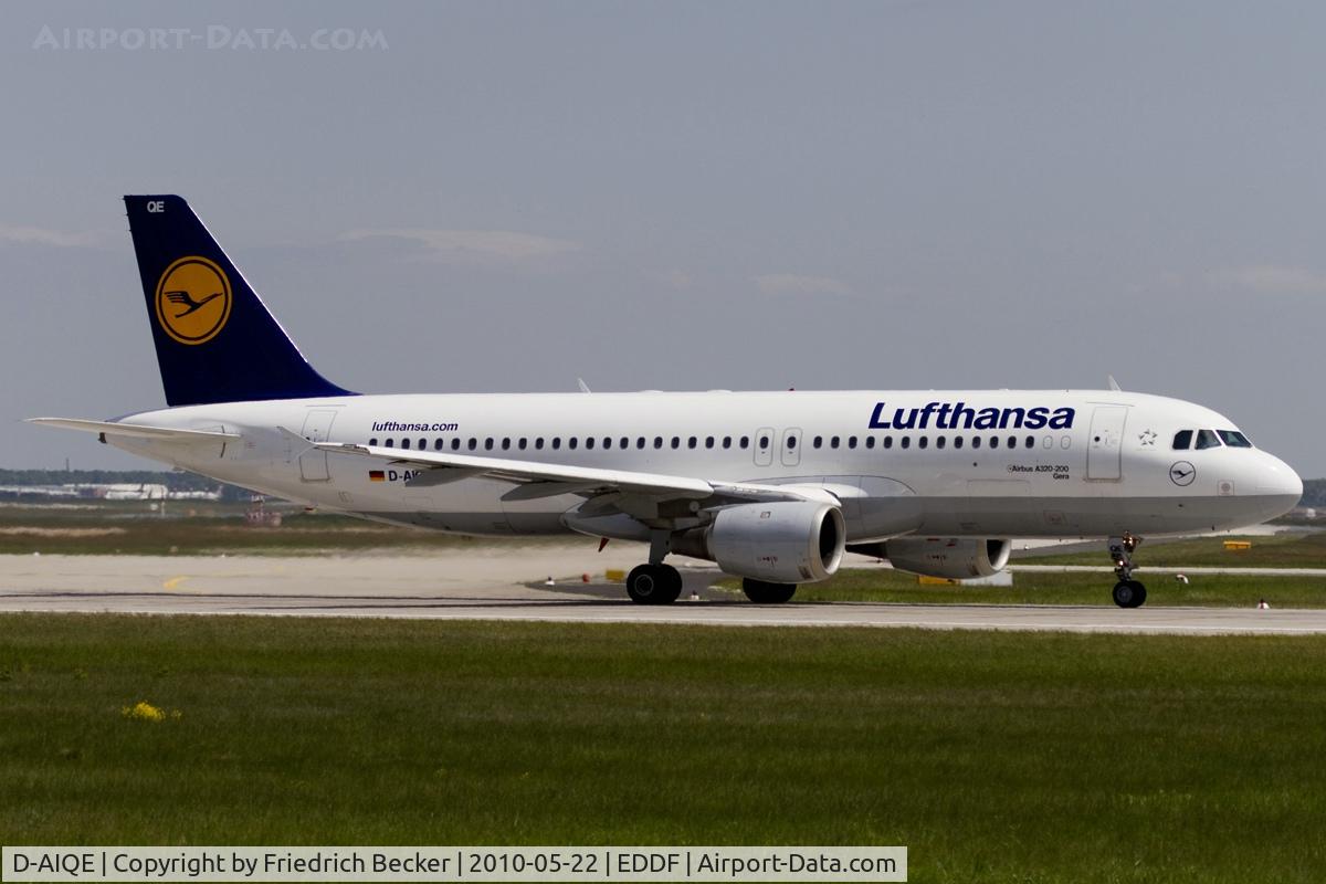 D-AIQE, 1991 Airbus A320-211 C/N 0209, departing via RW18W