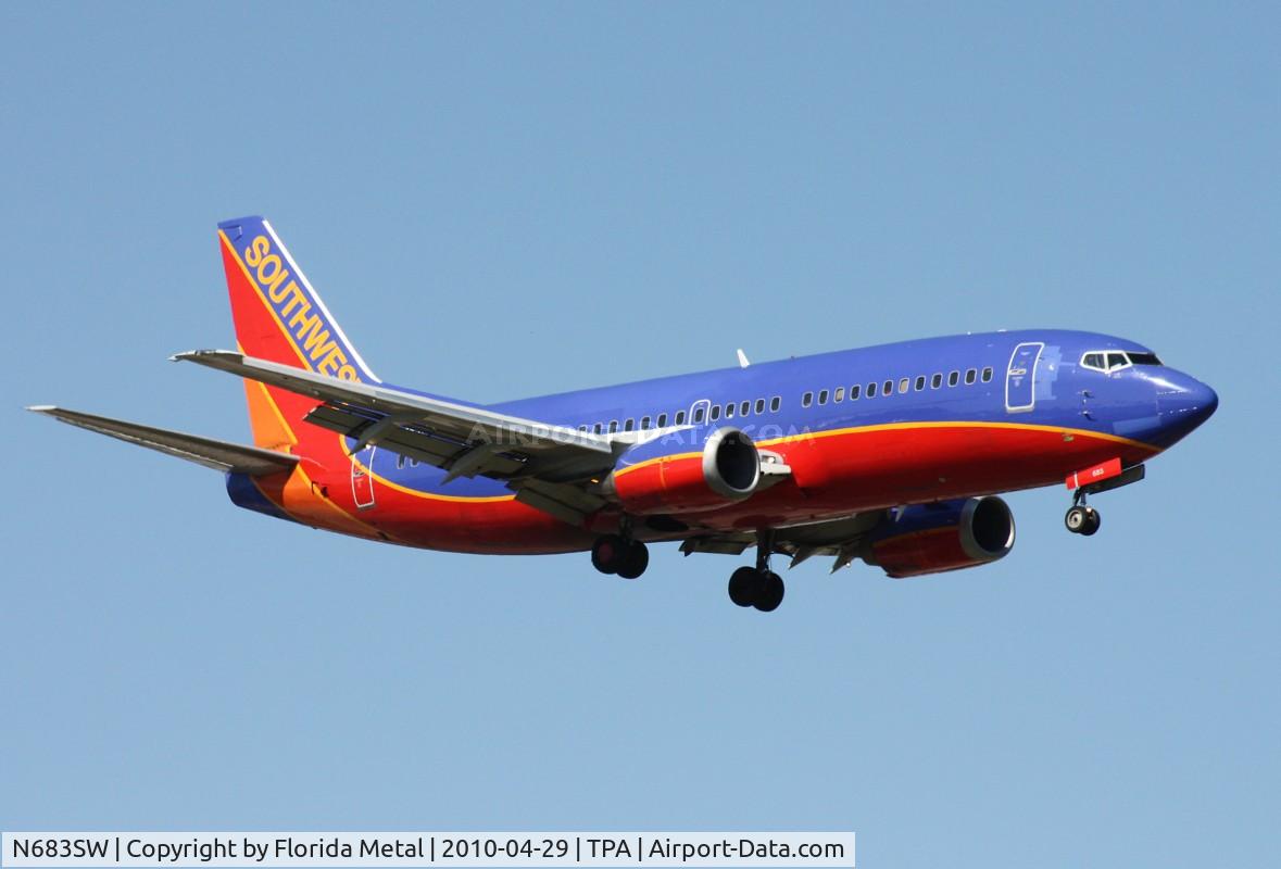 N683SW, 1988 Boeing 737-3G7 C/N 24008, Southwest 737-300