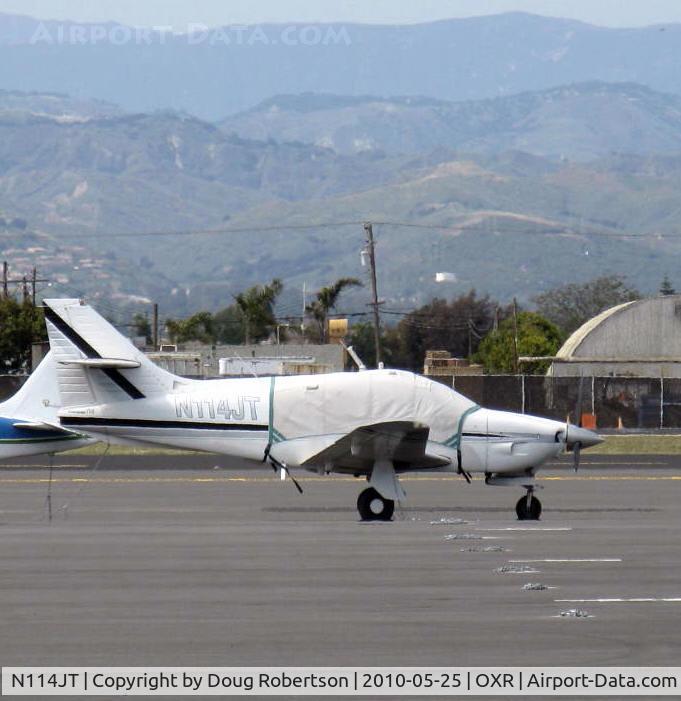 N114JT, 1976 Rockwell International 114 Commander C/N 14104, 1976 Rockwell COMMANDER 114, Lycoming IO-540-T4A5D 260 Hp, CS prop