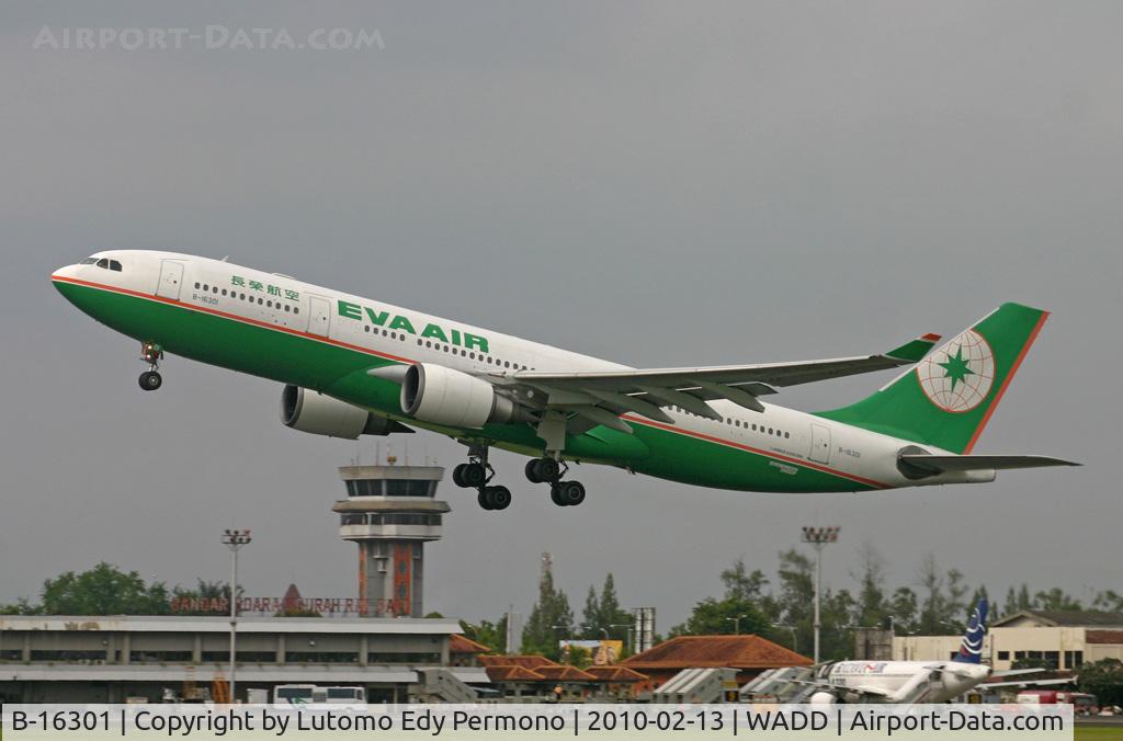 B-16301, 2003 Airbus A330-203 C/N 530, Eva Air