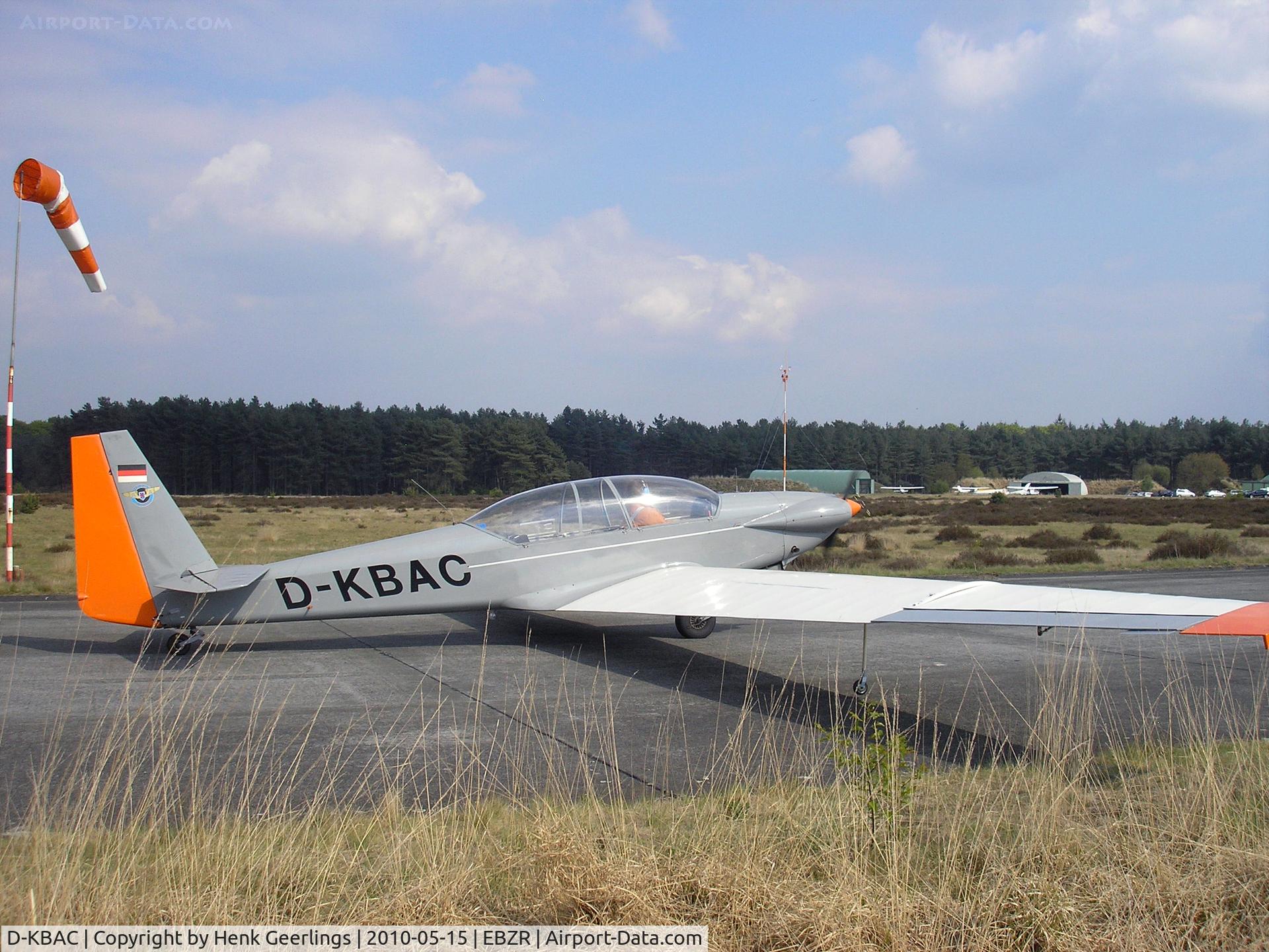 D-KBAC, 1972 Sportavia-Putzer RF-5B Sperber C/N 51009, Chipmunk & Cirrus Meet , May 2010