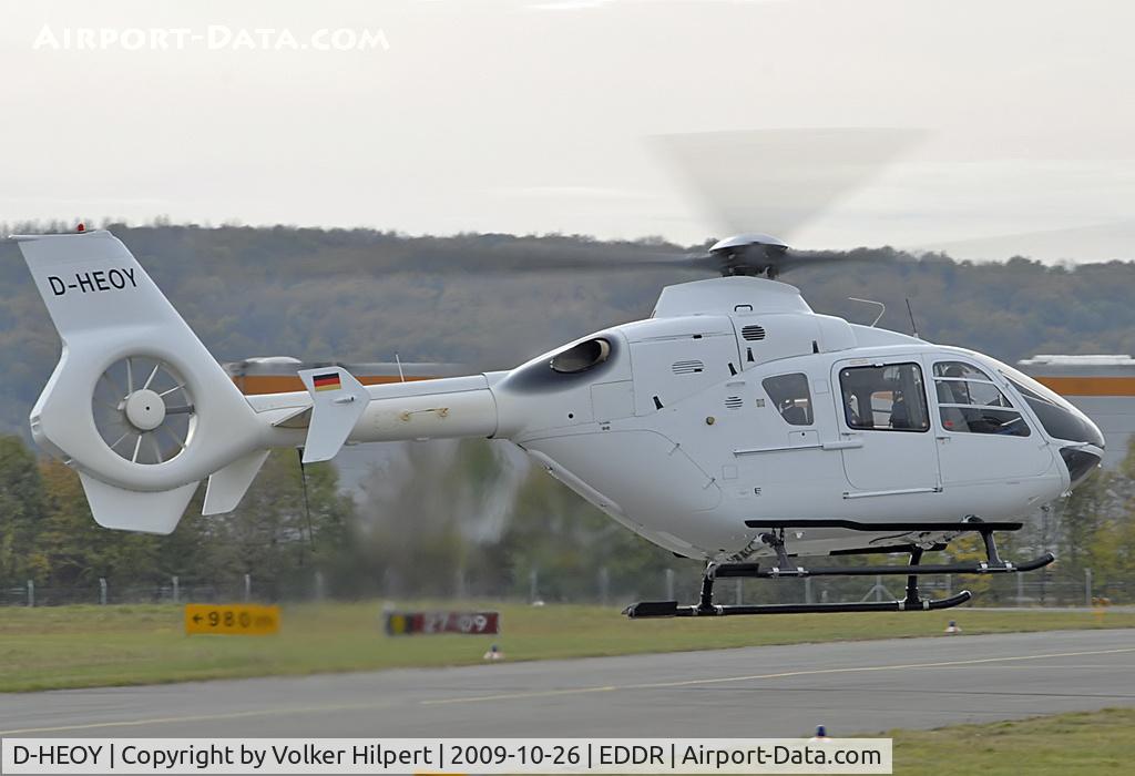 D-HEOY, 2004 Eurocopter EC-135T-2 C/N 0359, at scn