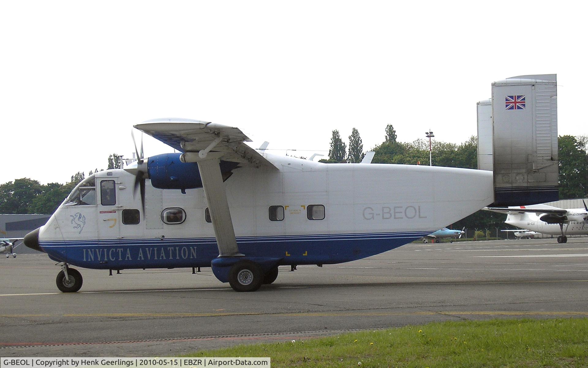 G-BEOL, 1977 Short SC-7 Skyvan 3-100 C/N SH.1954, Chipmunk & Cirrus Meet , May 2010