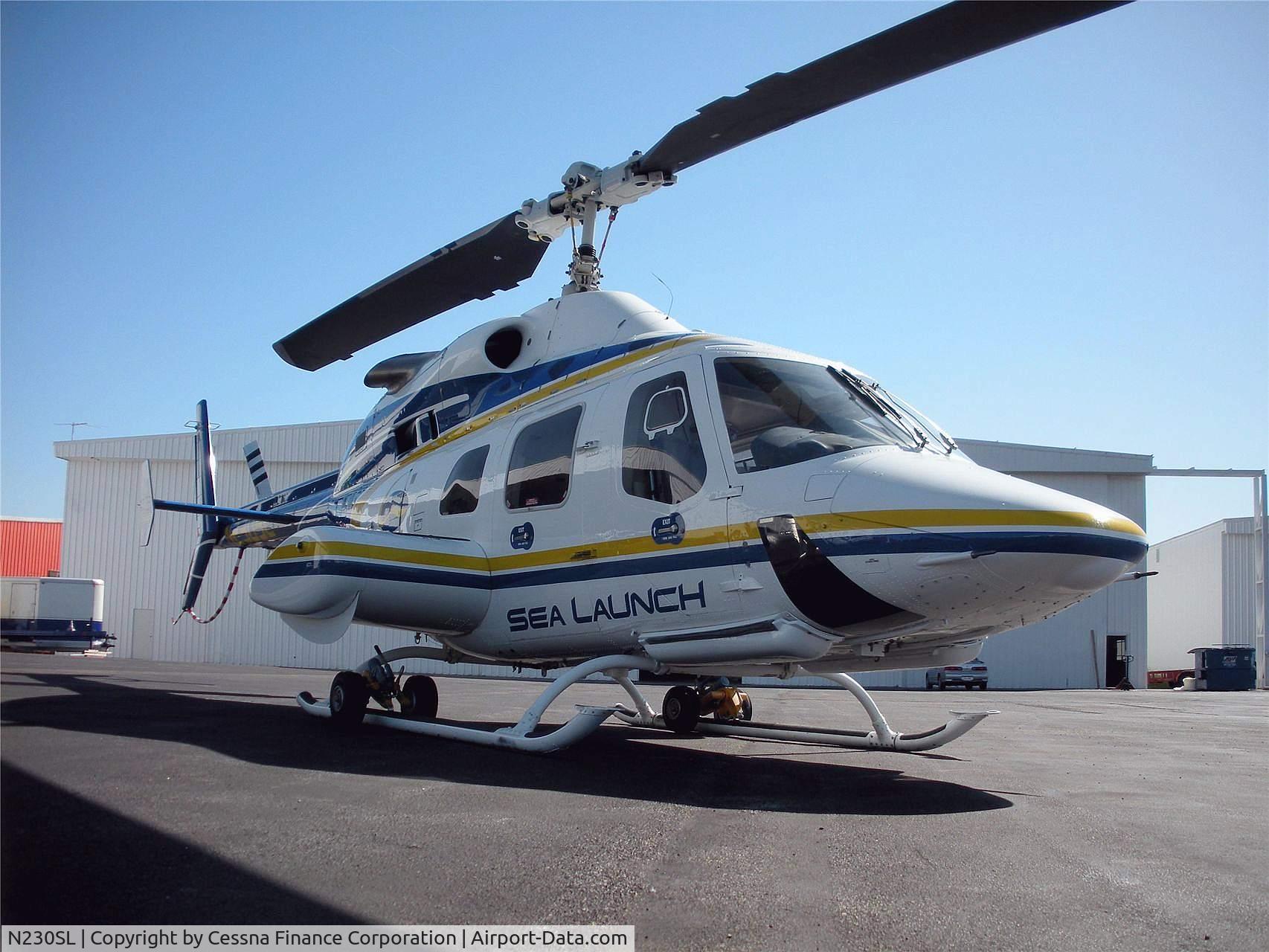 N230SL, 1993 Bell 230 C/N 23009, Sitting on the tarmac