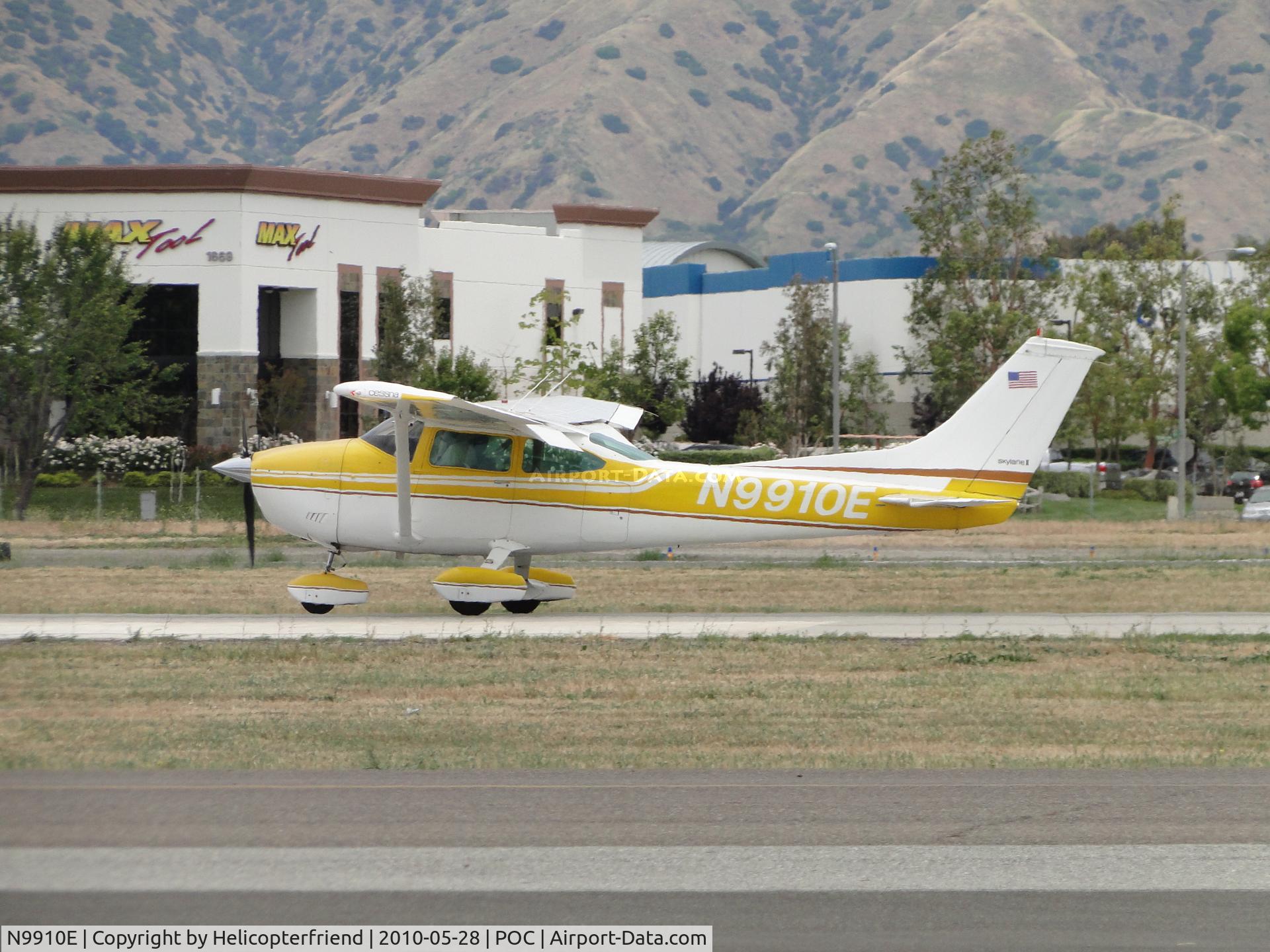 N9910E, 1975 Cessna 182P Skylane C/N 18263970, Rolling out after landing at Brackett