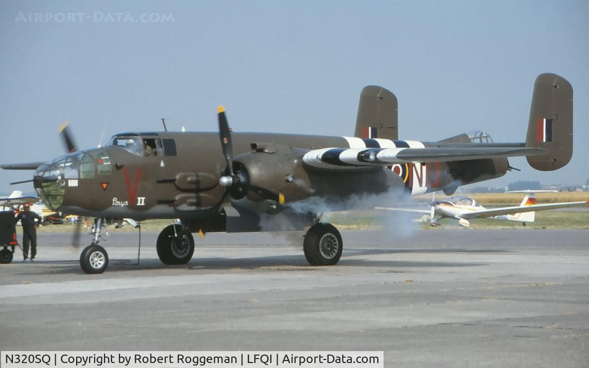 N320SQ, 1944 North American B-25N Mitchell C/N 108-32782, Tigermeet Cambrai 05-1994.Invasionstripes.