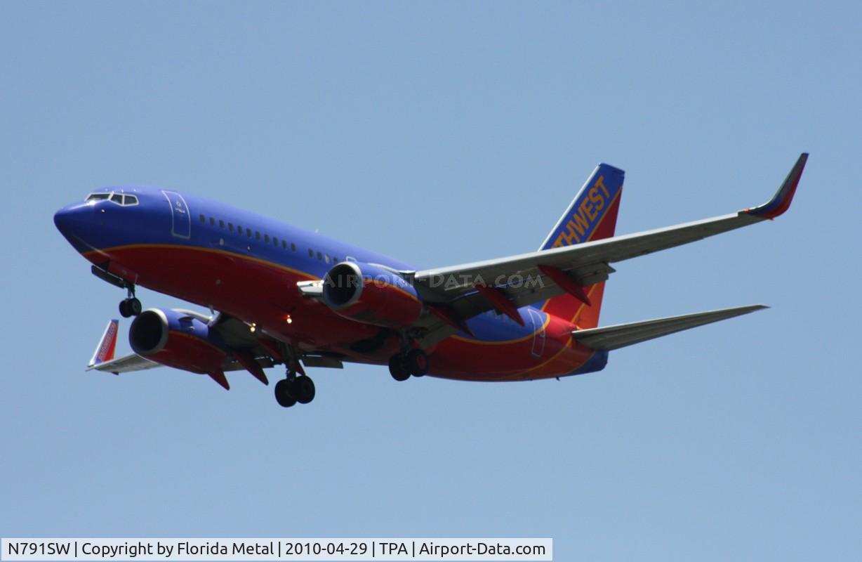 N791SW, 2000 Boeing 737-7H4 C/N 27886, Southwest 737-700