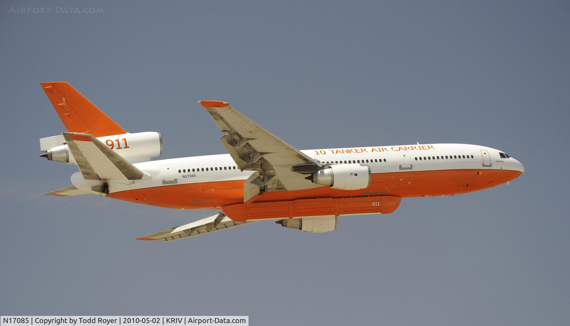 N17085, 1975 McDonnell Douglas DC-10-30 C/N 47957, March Field Airfest 2010