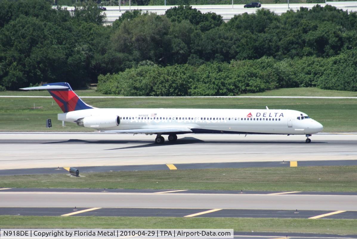 N918DE, 1993 McDonnell Douglas MD-88 C/N 49959, Delta MD-88