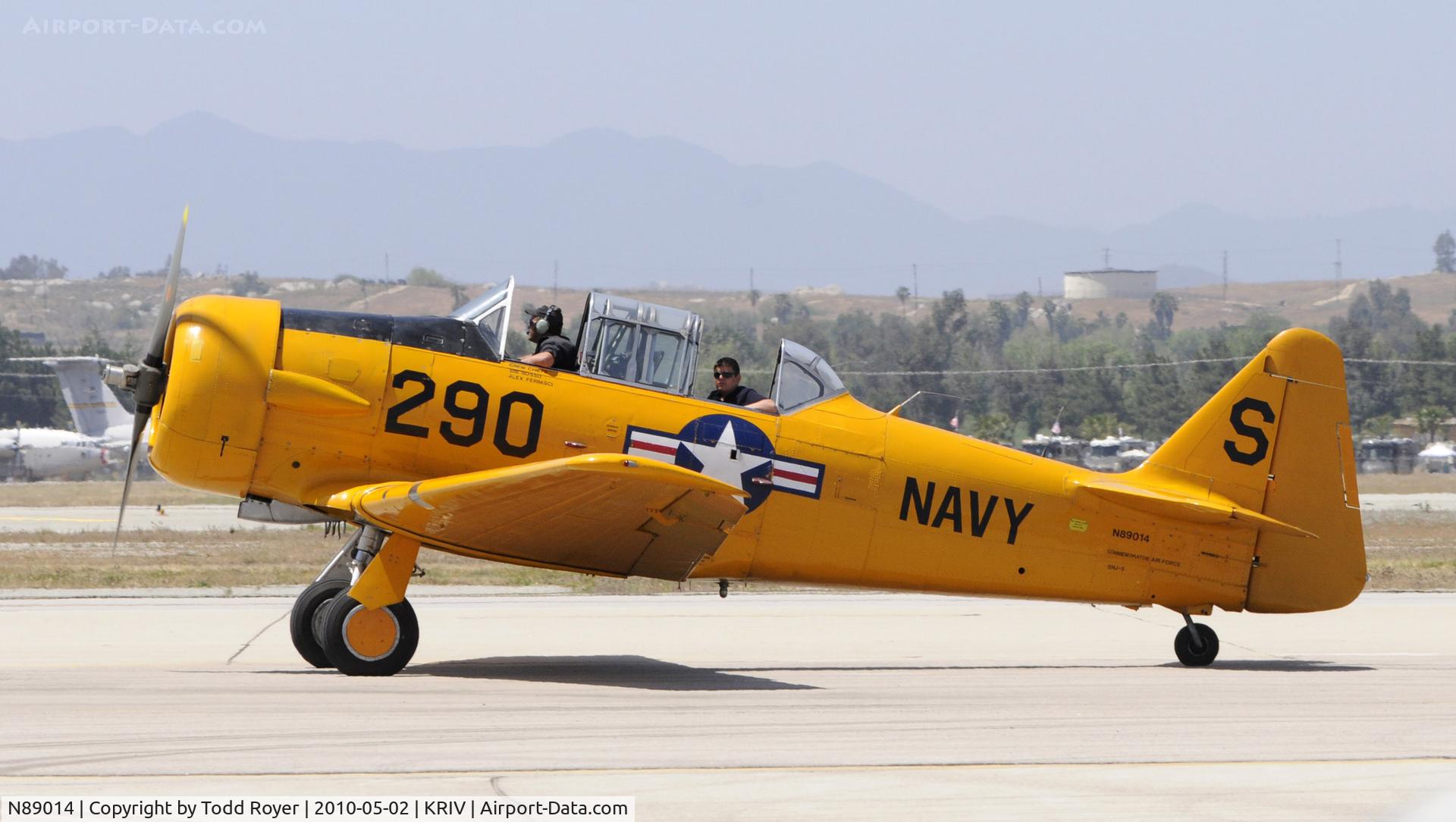 N89014, 1943 North American SNJ-5 Texan Texan C/N 84865, March Field Airfest 2010