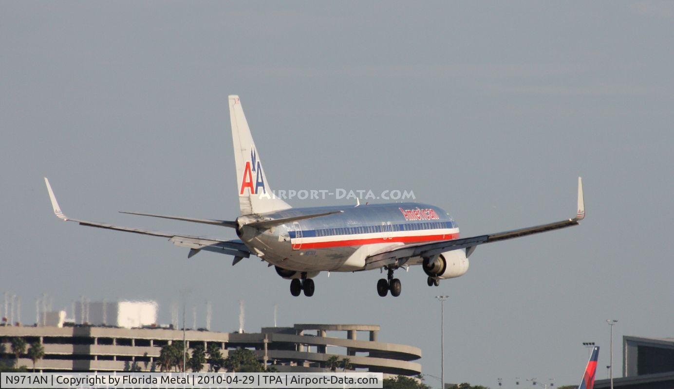 N971AN, 2001 Boeing 737-823 C/N 29547, American 737-800