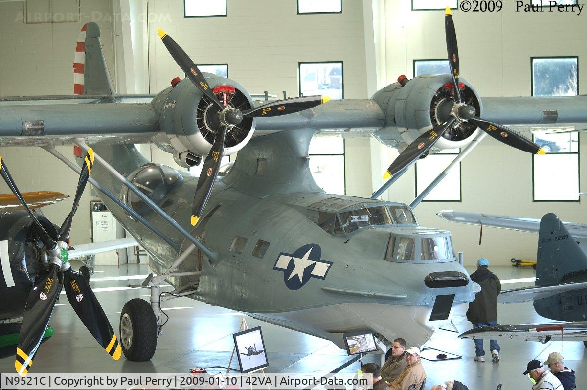 N9521C, 1943 Consolidated Vultee 28-5ACF C/N 1656, The Cat in her hangar