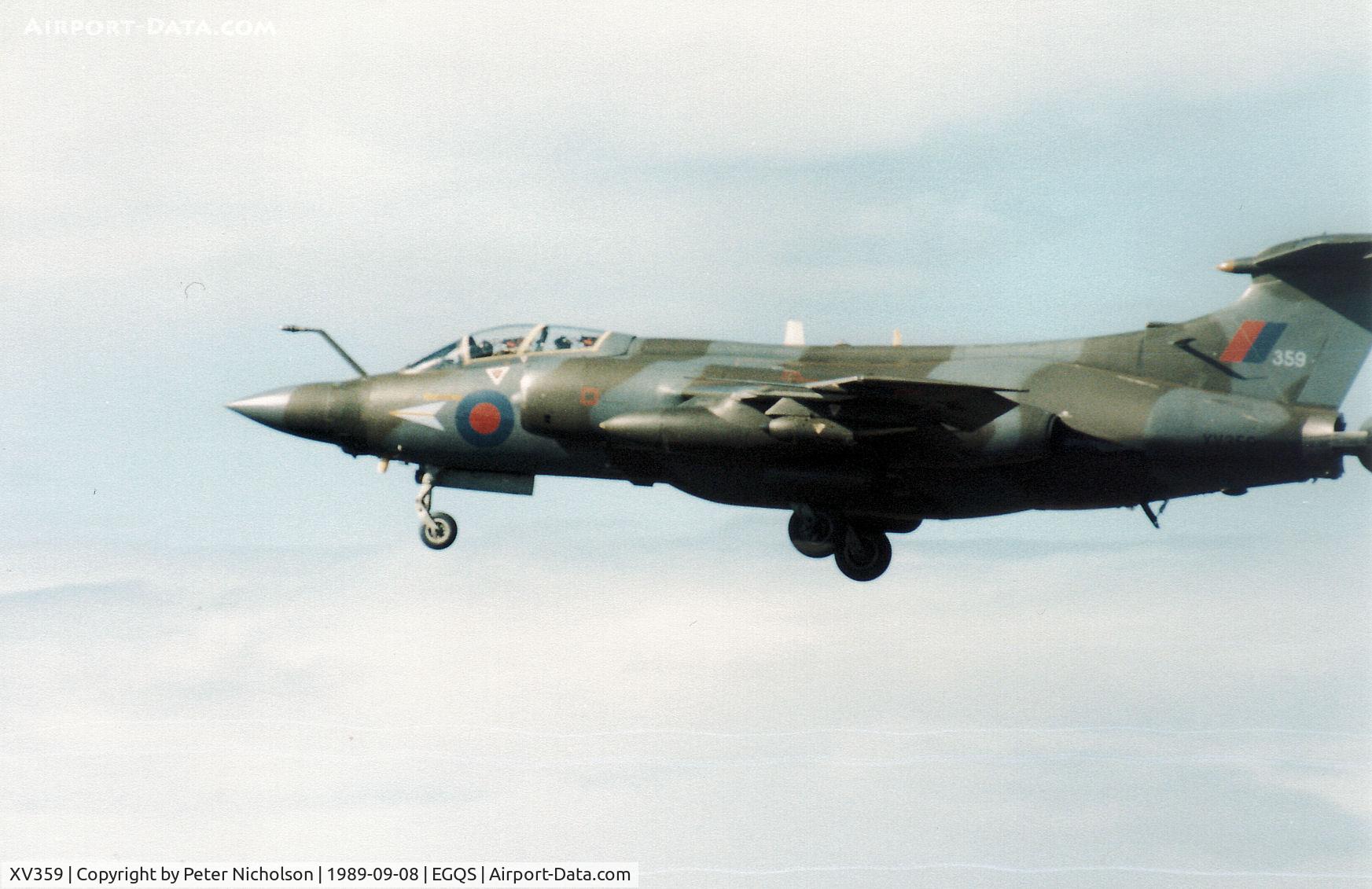 XV359, 1968 Hawker Siddeley Buccaneer S.2B C/N B3-09-67, Buccaneer S.2B of 208 Squadron on final approach to RAF Lossiemouth in September 1989.