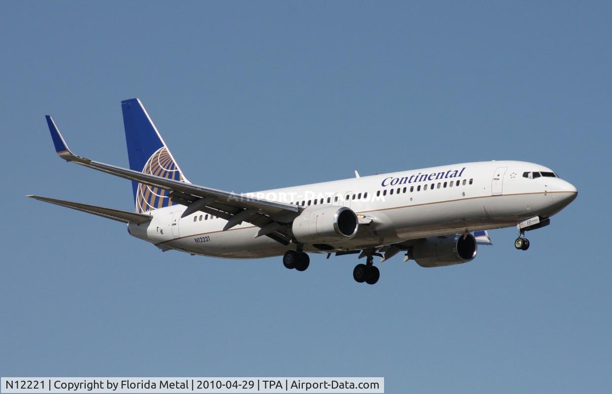 N12221, 1998 Boeing 737-824 C/N 28930, Continental 737-800