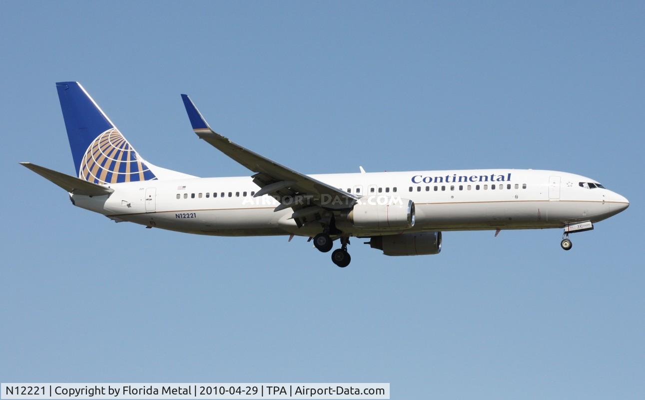 N12221, 1998 Boeing 737-824 C/N 28930, Continental 737-800
