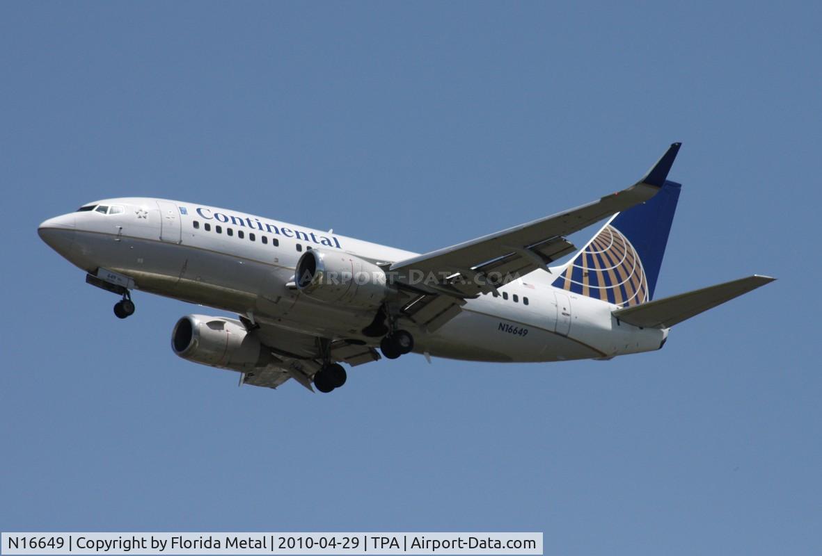 N16649, 1997 Boeing 737-524 C/N 28910, Continental 737-500