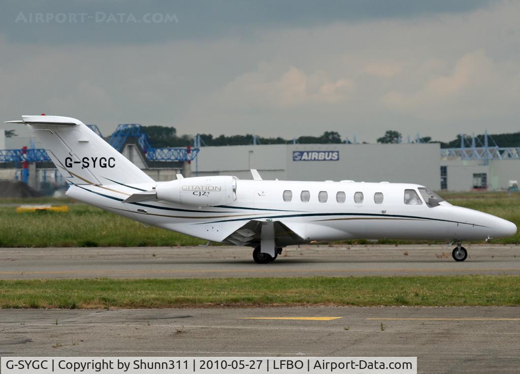 G-SYGC, 2007 Cessna 525A CitationJet CJ2+ C/N 525A-0360, Taxiing to the General Aviation area...