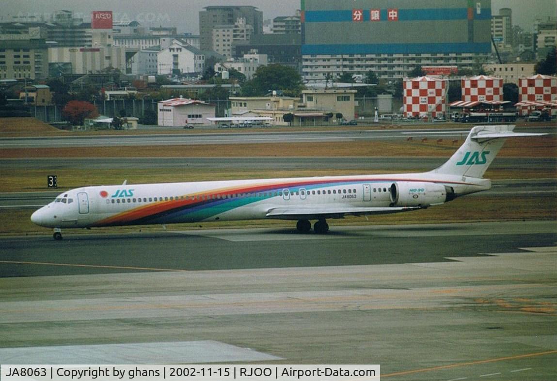 JA8063, 1995 McDonnell Douglas MD-90-30 C/N 53353, JAS