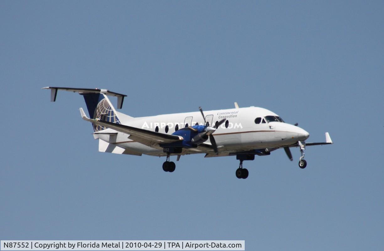 N87552, 1996 Raytheon Aircraft Company 1900D C/N UE-216, Continental Connection B1900D