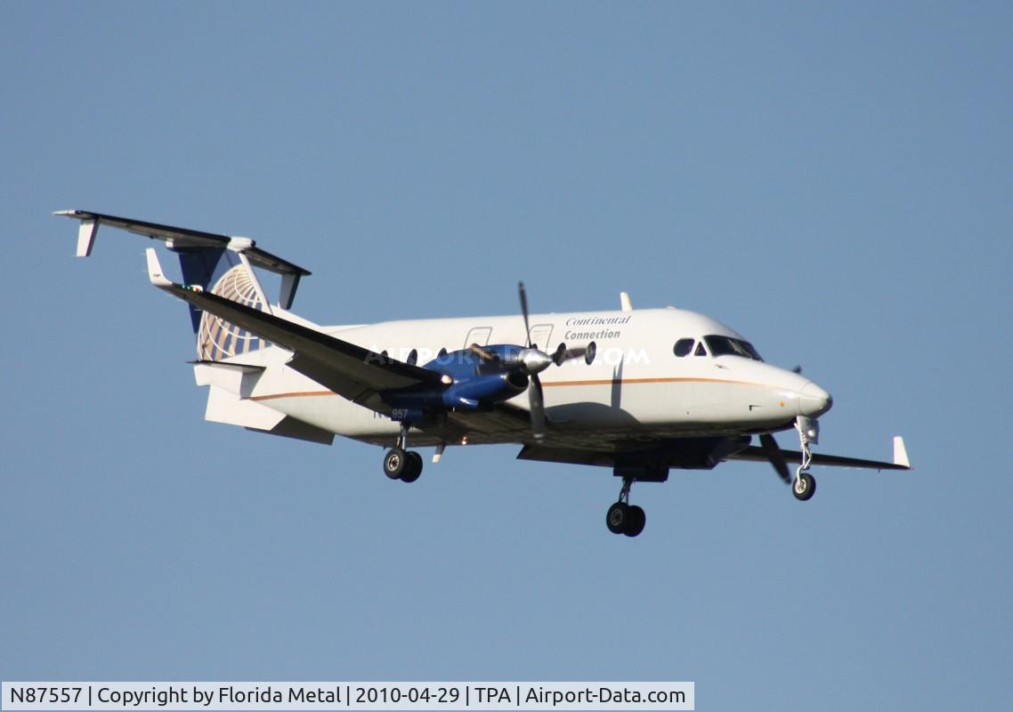 N87557, 1996 Beech 1900D C/N UE-246, Continental Connection B1900D