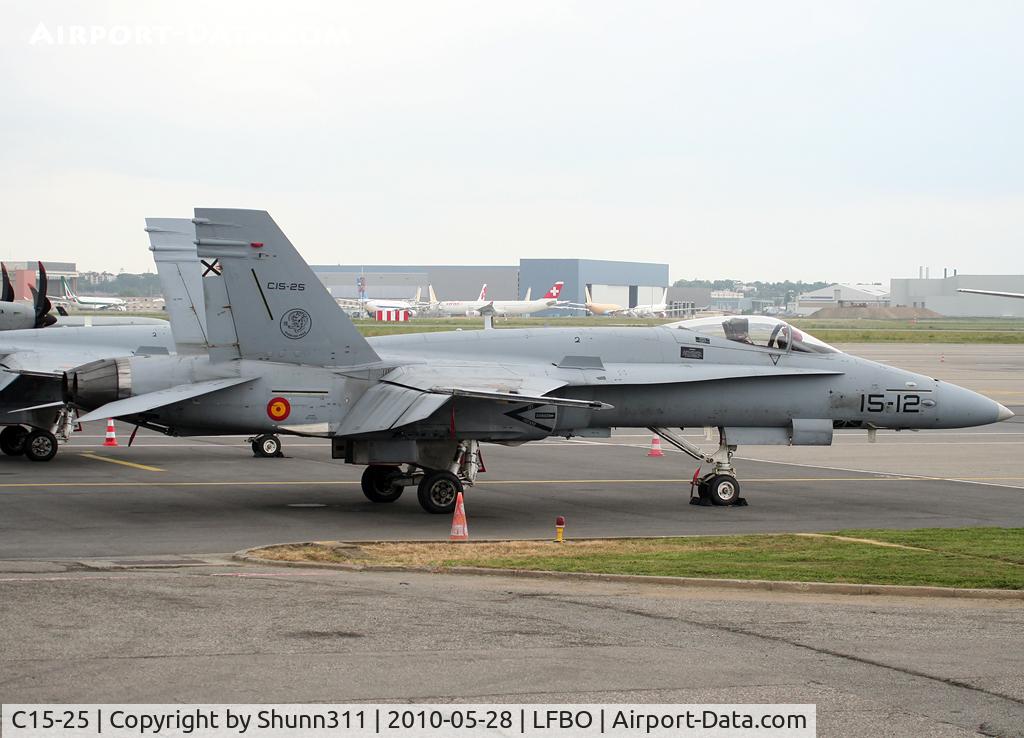 C15-25, McDonnell Douglas EF-18A Hornet C/N 0591/A498, Parked @ LFBO and used as a spare for Air Expo Airshow 2010 @ LFBR...