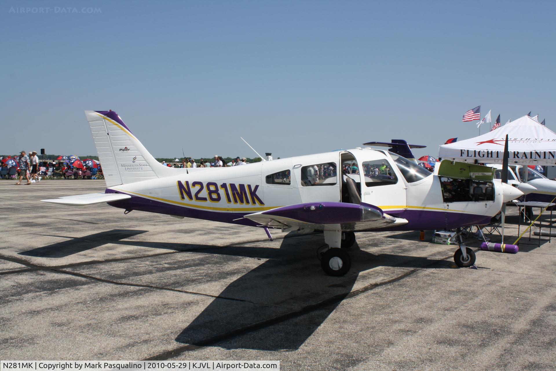 N281MK, 2006 Piper PA-28-161 Cherokee Warrior III C/N 2842260, Piper PA-28-161