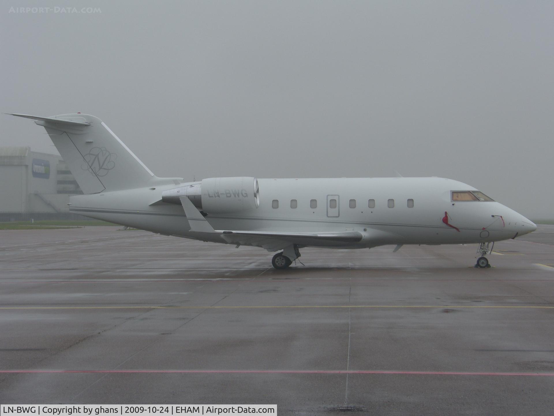 LN-BWG, 1997 Canadair Challenger 604 (CL-600-2B16) C/N 5328, On a foggy day
