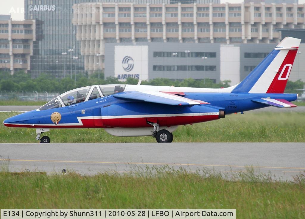 E134, Dassault-Dornier Alpha Jet E C/N E134, Taxiing holding point rwy 32R for demo flight @ LFBR